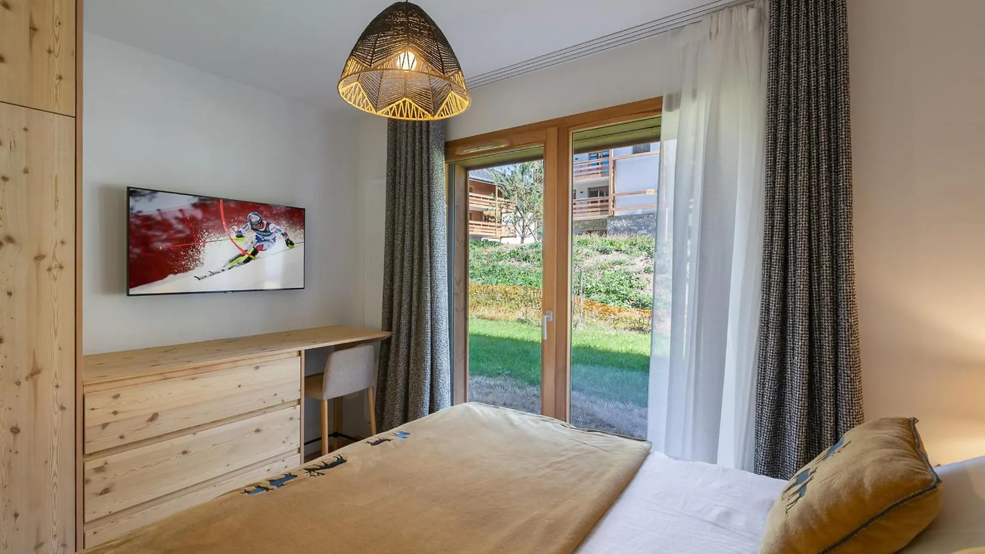 アパート Appartement Confortable Avec 2 Chambres, Terrasse Et Parking A Megeve - Fr-1-569-123