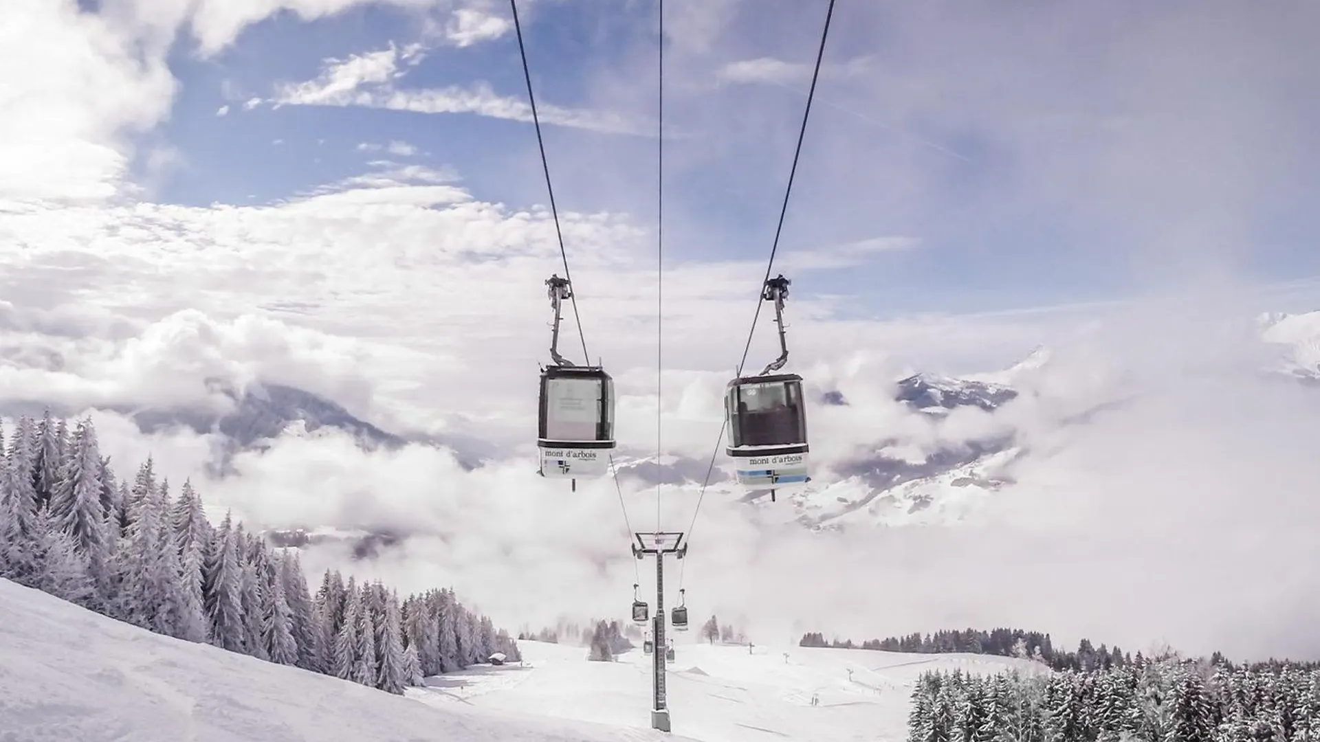 شقة Appartement Confortable Avec 2 Chambres, Terrasse Et Parking A Megeve - Fr-1-569-123